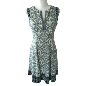 Liz Claiborne Women's Blue & White Floral Lined Sleeveless Zip Back Dress Size 6